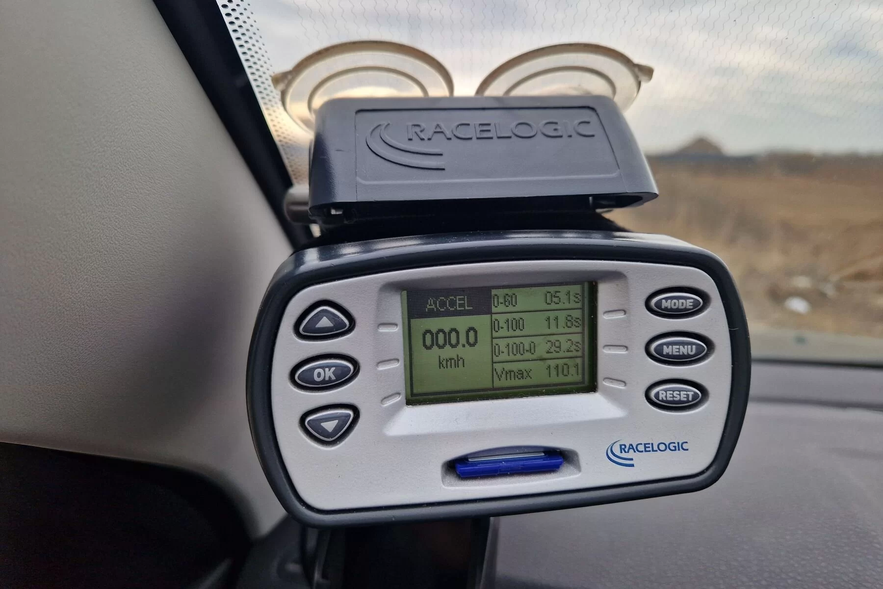 GAZ 3110 vs. New Aura - Gas, AvtoVAZ, Time, Video, Vertical video, Short videos