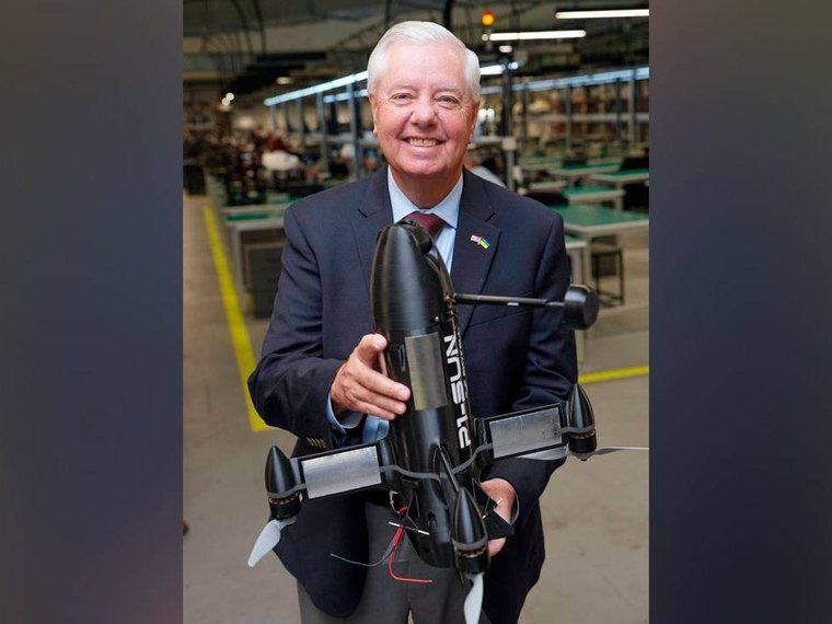 There's some good news, too. Lindsey Graham is dead, for example. - My, Politics, USA, Fresh, news, Good news, Ukraine, Lindsey Graham, Joy, Obituary