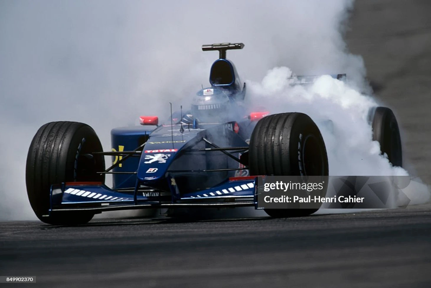 The Jean Alesi phenomenon: entering karting at 16, debuting in F1 mid-year in 4th place, and the love of Ferrari fans instead of titles - Series F1 is the queen of motorsport, My, Formula 1, Competitions, Автоспорт, Race, Speed, Sport, Jean Alesi, 90th, Retro, Interview, Motivation, Life stories, Athletes, Extreme, Mercedes, Michael Schumacher, Ferrari, Ayrton Senna, Jacques Villeneuve, Williams racing, Longpost