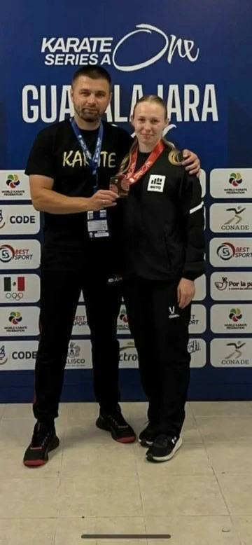 Россиянка Карина Хохлова - бронзовый призер международных соревнований "Karate One Series A", которые прошли в мексиканской Гвадалахаре