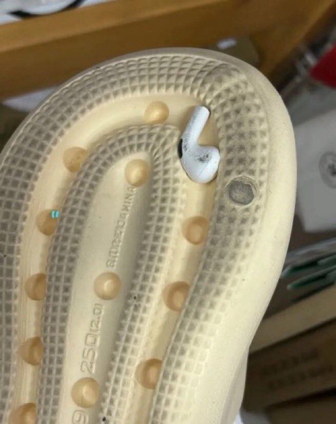 ����� ��� ������ ����� ���� AirPods, � ��� �� ����� ���� ���