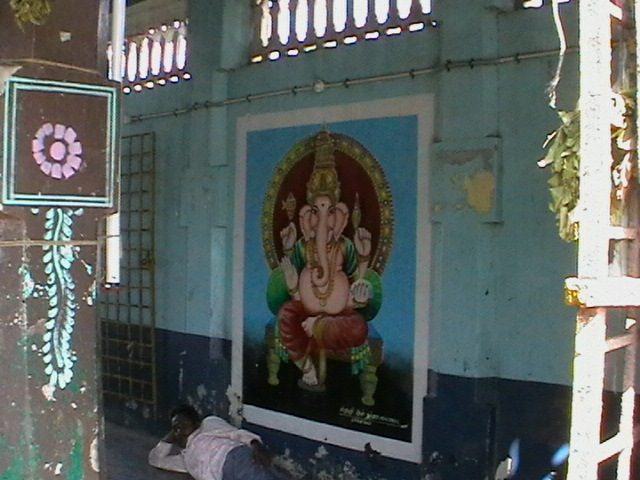 ���� ��� ������ ����� (Shri Paindi Amman Temple)