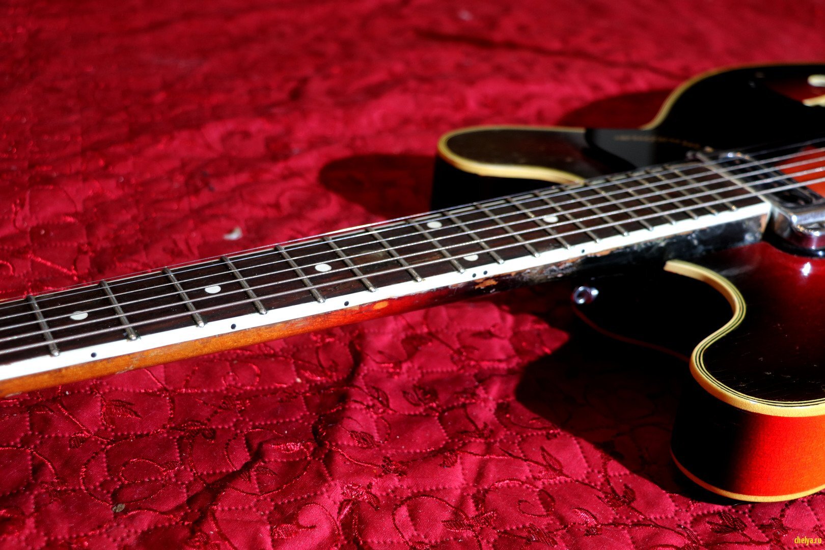 Musima 1657. East German ES - Series Guitar Collection, My, Music, Guitar, Collection, Memory, Ancient artifacts, Artifact, Musical instruments, GDR, Made in USSR, Rarity, Nostalgia, Retro, Vintage, 80-е, 70th, 90th, Video, Rutube, the USSR, Longpost