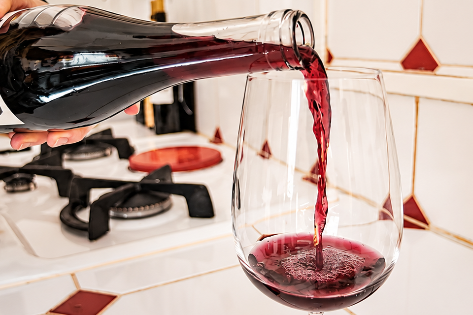 Blouge: A New Wine Trend That's Actually Years Old - My, Beverages, Article, Wine, Alcohol, Longpost
