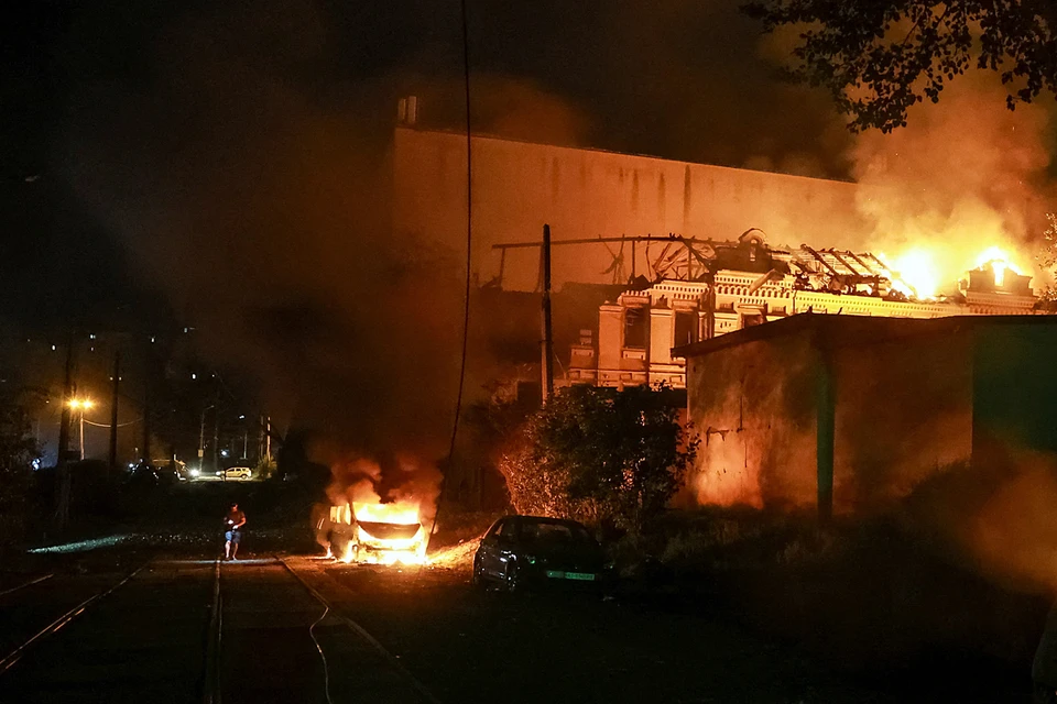 Military correspondent Kots: The strike on Ukraine destroyed factories producing Flamingo missiles for the Ukrainian Armed Forces. - My, Politics, Special operation, Ukraine, Video, Soundless, Short videos, Longpost