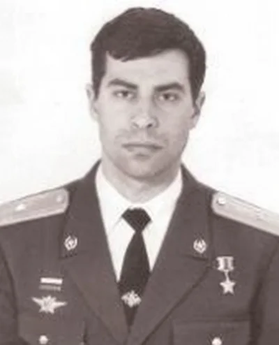 Hero of the Russian Federation Dmitry Larin - Ministry of Internal Affairs of the Russian Federation, History (science), История России, Caucasus, Chechen wars, Transcaucasia, Nagorno-Karabakh, Ministry of Internal Affairs, Officers, Law enforcement, Soviet army, Airborne forces, Paratroopers, Business trip, Hero of Russia, Personality, Colonel, Longpost, No rating