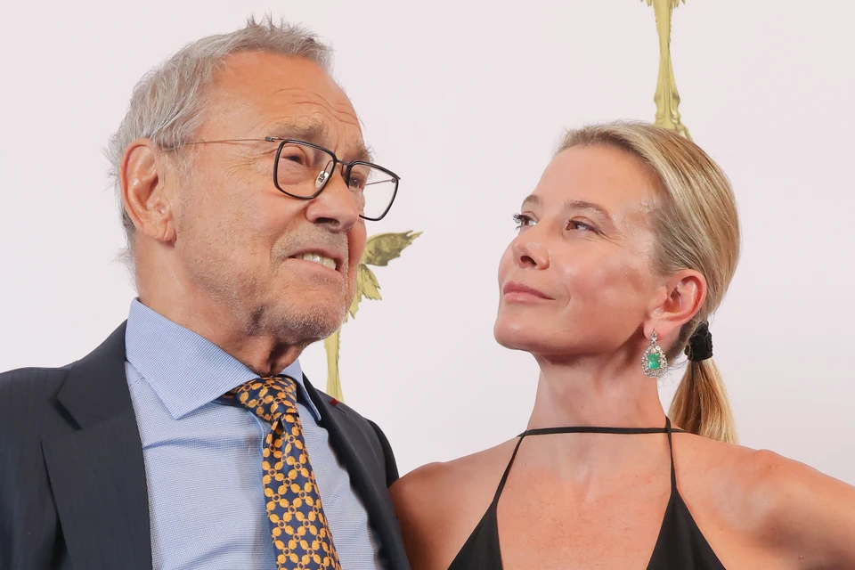 End of July - Humor, Julia, Julia Vysotskaya, Andrey Konchalovsky, July, Wordplay