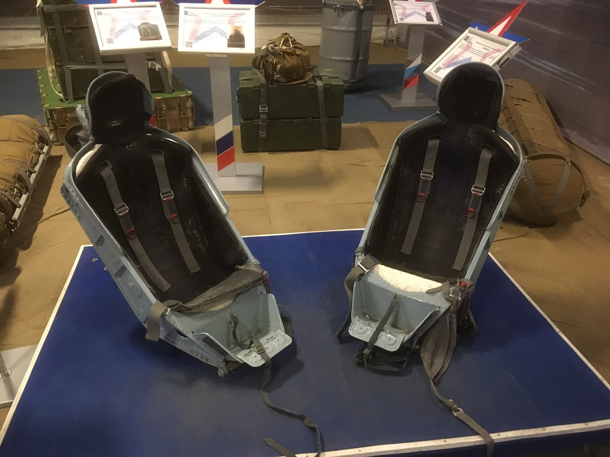 How Vasily Margelov's son and a former construction battalion soldier parachuted inside a BMD for the first time, and what space technology has to do with it. - Airborne forces, Landing, Vasily Margelov, Longpost, Telegram (link), Yandex Zen (link), MAX messenger (link)