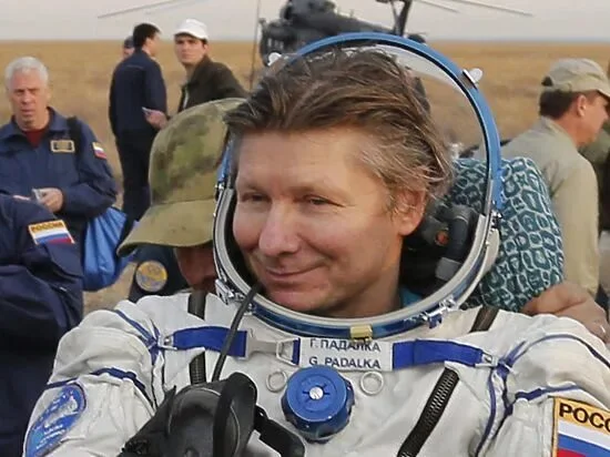 Hero of the Russian Federation Gennady Padalka - Station Mir, No rating, Soviet army, История России, History (science), the USSR, Gsvg, NASA, Roscosmos, ISS, Космонавты, Officers, Air force, Colonel, Cosmonautics, Hero of Russia, Personality, Going into space, Military aviation, Pilots, Longpost