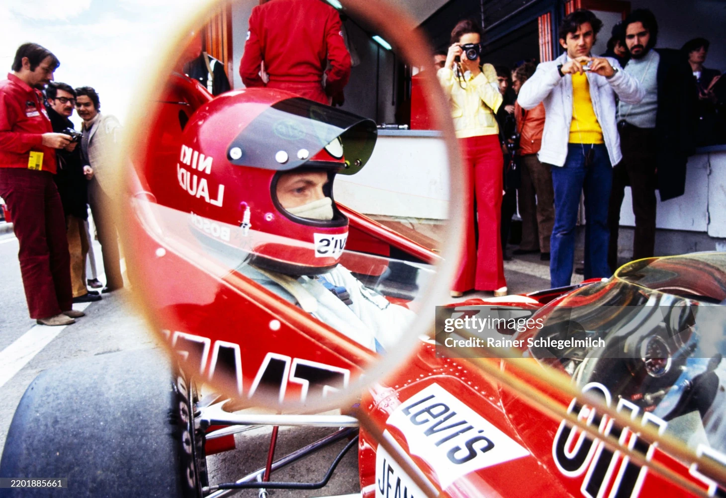 I have no friends or trophies. 17 striking stories of Niki Lauda about racing, accidents, discipline, and success. - Series F1 is the queen of motorsport, My, Formula 1, Competitions, Автоспорт, Internal dialogue, Race, Motivation, James Hunt, Niki Lauda, Ferrari, Extreme, Mercedes, Sport, Psychology, Speed, Athletes, Lewis Hamilton, Alain Prost, Mclaren, 70th, The photo, Longpost