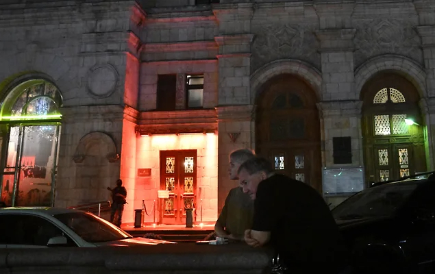Теракт в центре Москвы, взрыв у входа в ресторан Balzi Rossi
