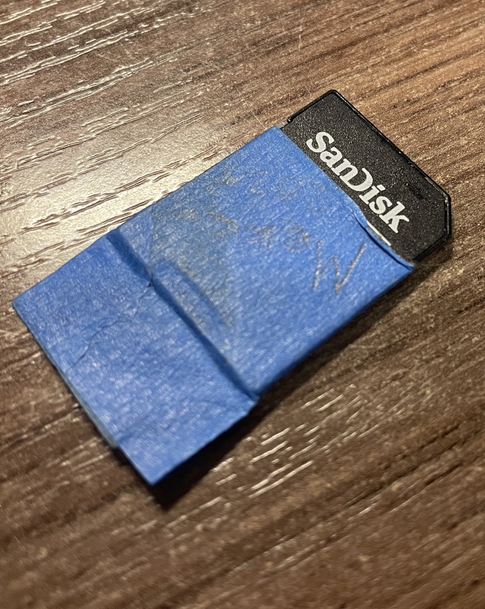 Найдена флешка SD-card