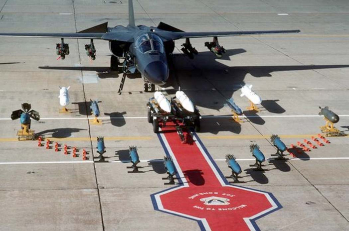 FB-111 со своим арсеналом
