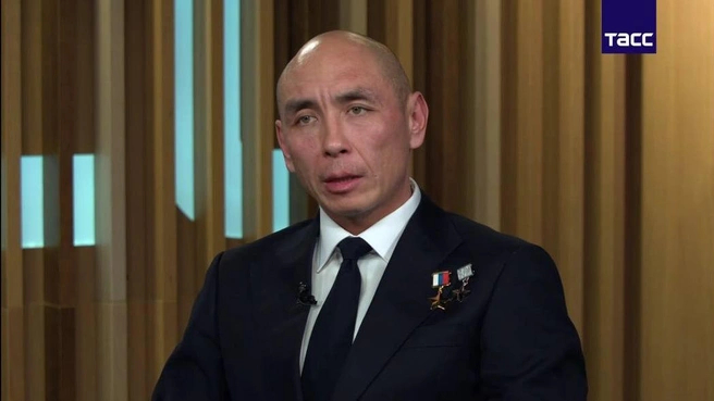 Скриншот из интервью Николая Находкина / <!--noindex--><a href="https://pikabu.ru/story/s_afriki_na_ukrainu_rasskazyivaem_kakoy_put_proshel_geroy_rossii_iz_yakutii_aleksandr_nakhodkin_14460107?u=http%3A%2F%2Ftass.ru&t=tass.ru&h=33ffb2105cdff3e6e278f38290dc1a5c2c1932b2" title="http://tass.ru" target="_blank" rel="nofollow noopener">tass.ru</a><!--/noindex-->