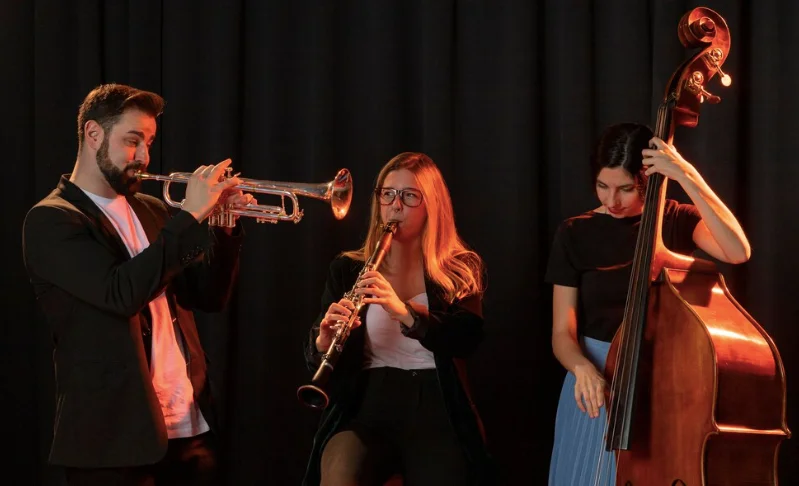 Можно ли найти скидки на билеты в театр, музей или на фестиваль