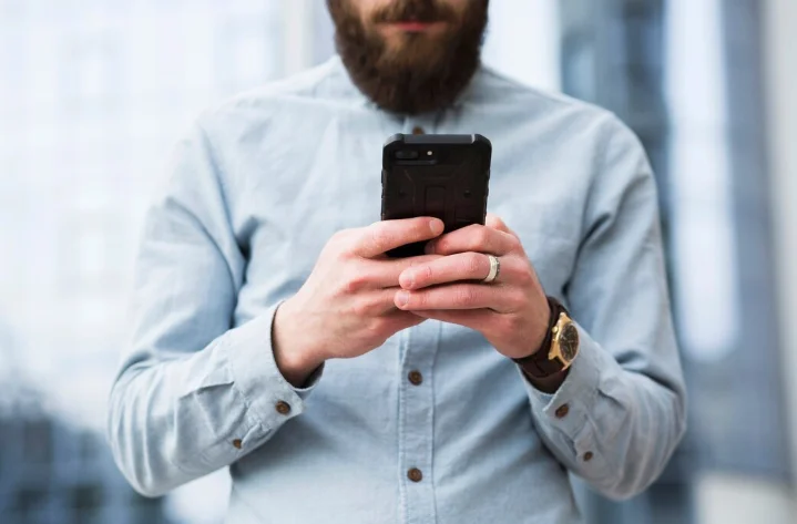 ТОП-16 лучших смартфонов до 60000 рублей в 2026 году