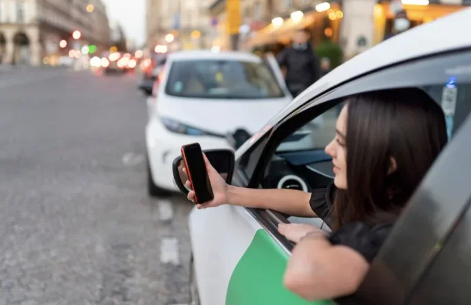 Какие условия аренды в Делимобиле нужно проверять до поездки