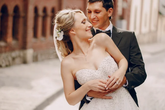 ТОП-160 идей подарков на свадьбу